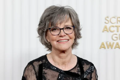 Sally Field’s worst on-screen kiss might be a surprise